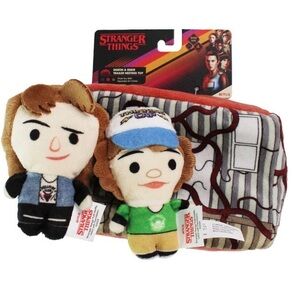 NWT Stranger Things Dustin & Eddie Trailer Nesting Dog Toy
